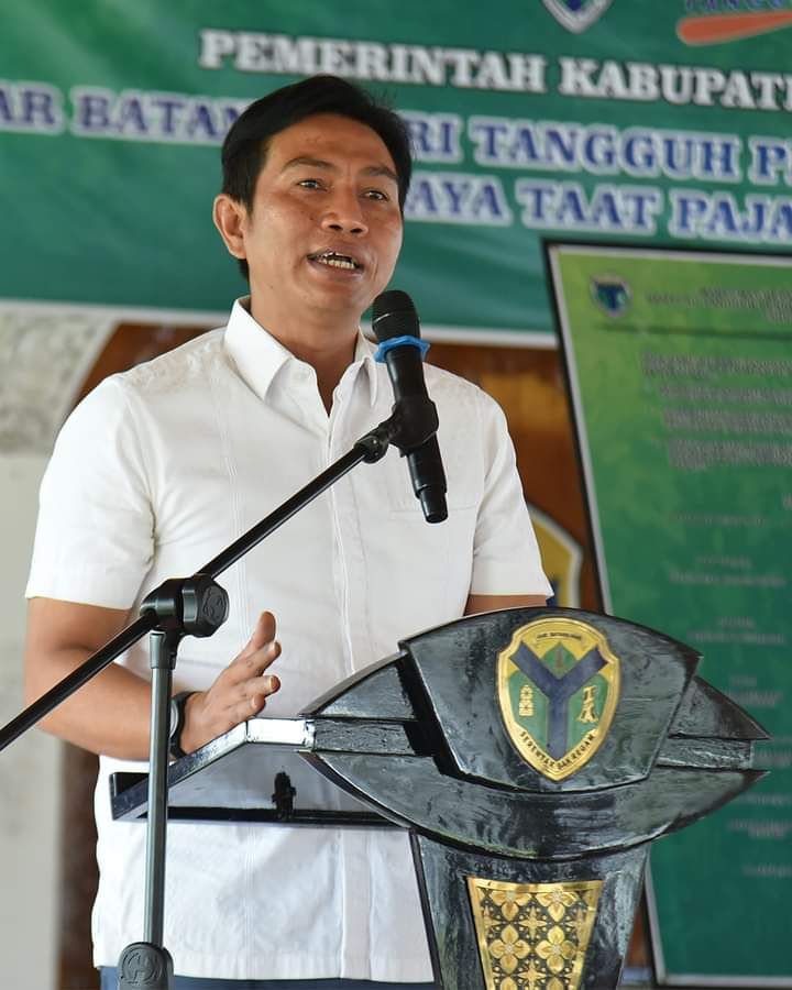 Bupati Batanghari, Muhammad Fadhil Arief, SE.....