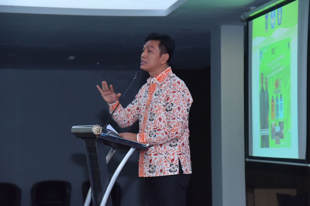 Bupati Batanghari, Muhammad Fadhil Arief, SE....