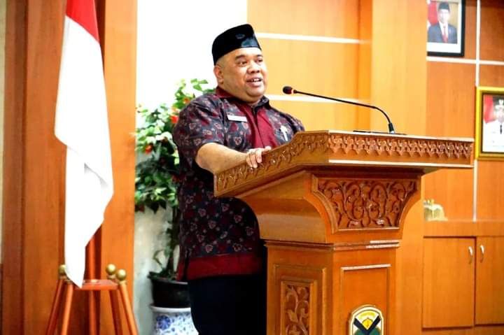 Kadis Kominfo Batanghari, H. Amir Hamzah, SE. M.Si... (f:ist)