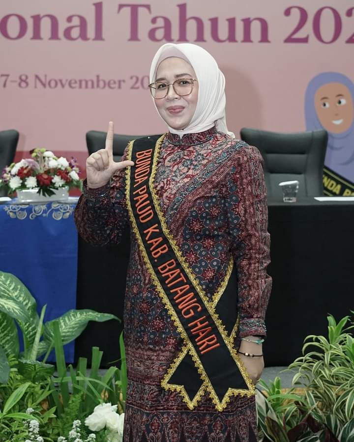 Bunda Paud Batanghari, Zulva Fadhil....