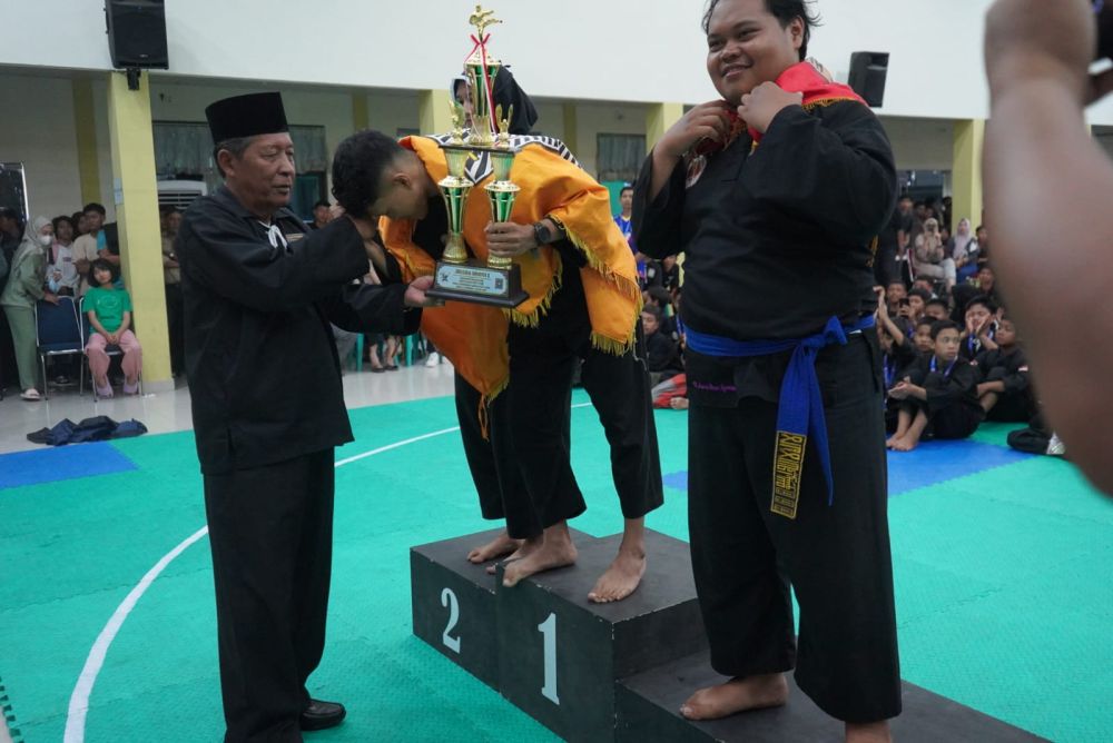 Istimewa 
