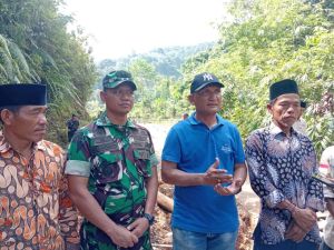  Perbaikan  8,57 KM Jalan di Batang Asai Tetap Dilaksanakan Bupati H Hurmin Bersama Letkol Inf Suyon