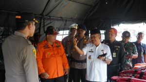 Hadiri Apel Kesiapan Tanggap Darurat Bencana, Wabup Khafidh Tinjau Alat Pendeteksi Dini