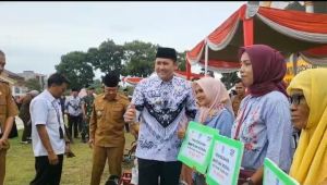  HGN ke-80 di Merangin Banjir Penghargaan, Beasiswa, hingga Peluncuran Kursus Bahasa Asing Gratis