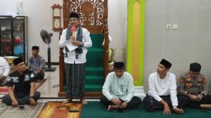 Silahturahmi Ramadan di Ponco Rejo, Bupati Tanjab Barat Bahas Infrastruktur Hingga Stok Pangan 
