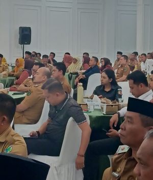 Bupati Fadhil Arief Sebut Aspek Kesejahteraan Masyarakat pada Tahun 2025 Tercapai Dengan Baik