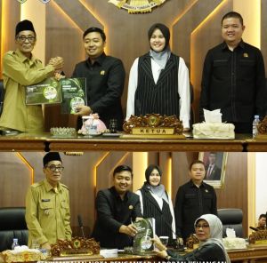  DPRD Gelar Paripurna Penyampaian Nota Pengantar LKPD Batang Hari Tahun Anggaran 2025
