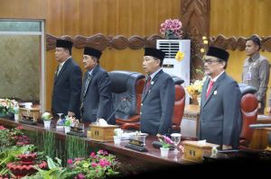  DPRD Tanjab Barat Gelar Rapat Paripurna, Dengarkan Pidato Kenegaraan Presiden Prabowo di HUT ke-81 