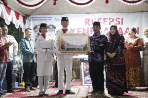 Malam Resepsi HUT RI ke-81, Anwar Sadat Apresiasi Paskibraka Tanjab Barat atas Pengabdian
