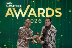  Bupati H M Syukur Raih Penghargaan detikSumatera Awards 2026