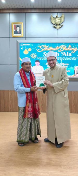  Syekh ‘Ala Muhammad Mustafa Na’imah Hadir di Kuala Tungkal, Bupati Anwar Sadat Sambut Hangat