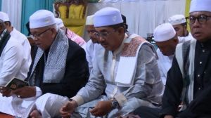 Suasana Religius Selimuti Tembilahan, Bupati Anwar Sadat Hadiri Haul Akbar Para Ulama
